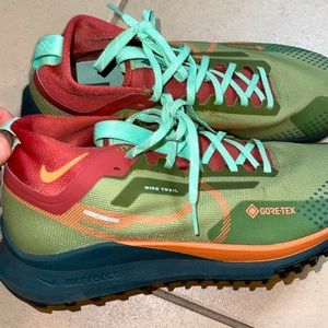 NIKE GORE-TEX SNEAKERS MENS